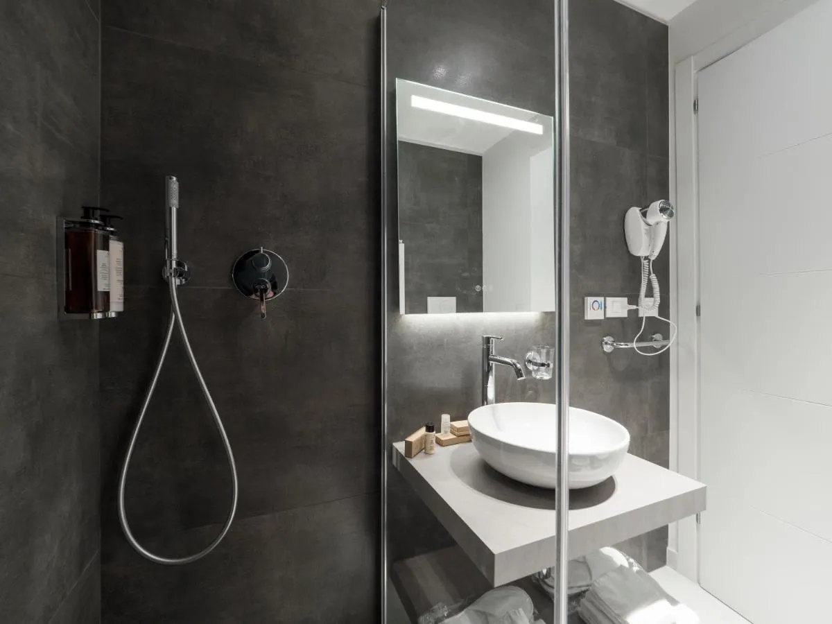 Image 5 of Savoia Rooms Roma