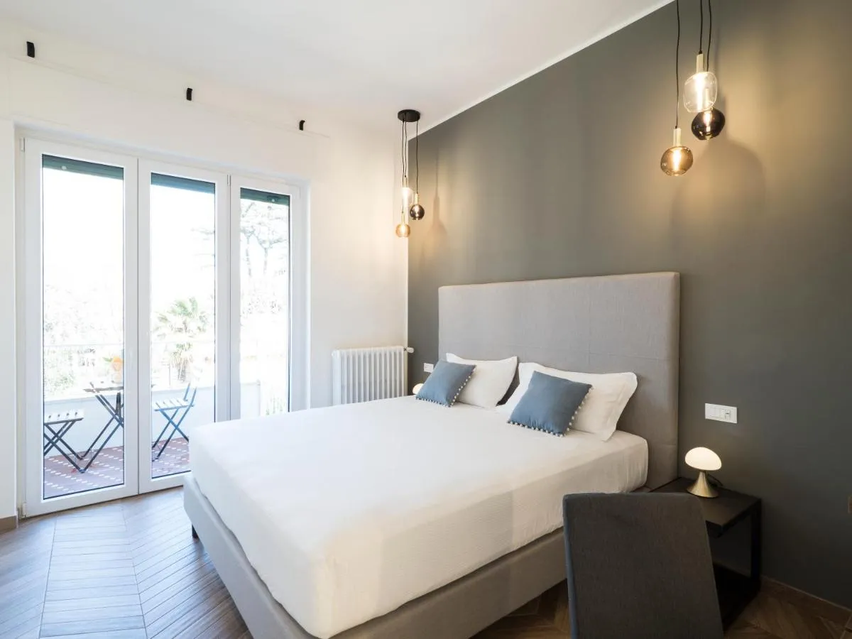 Image 2 of Savoia Rooms Roma