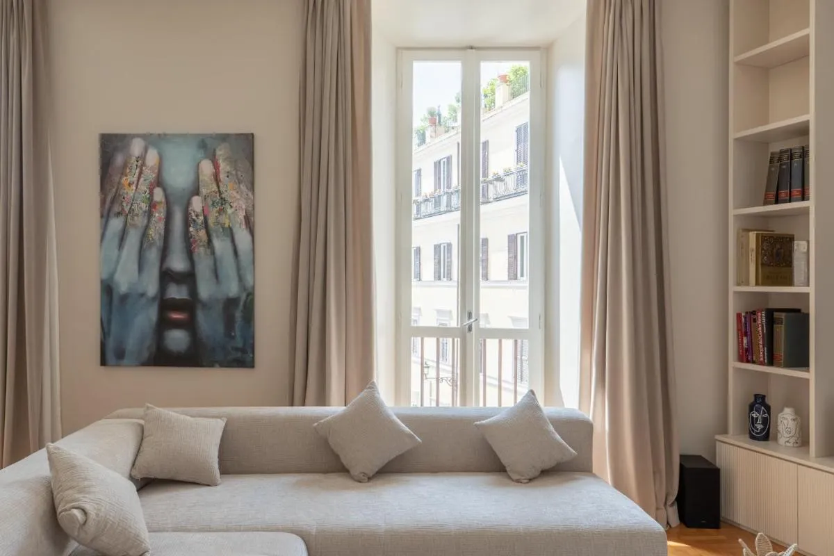 Image 6 of Spanish Steps Caesar Suites
