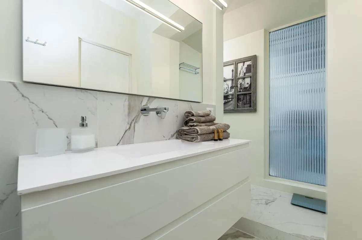 Image 6 of SpanishSteps Luxury Apartment