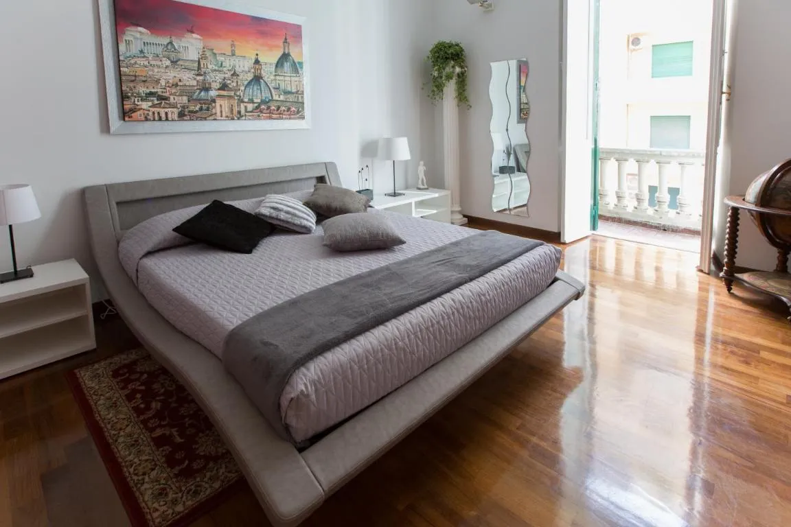 Image of Steven Suite