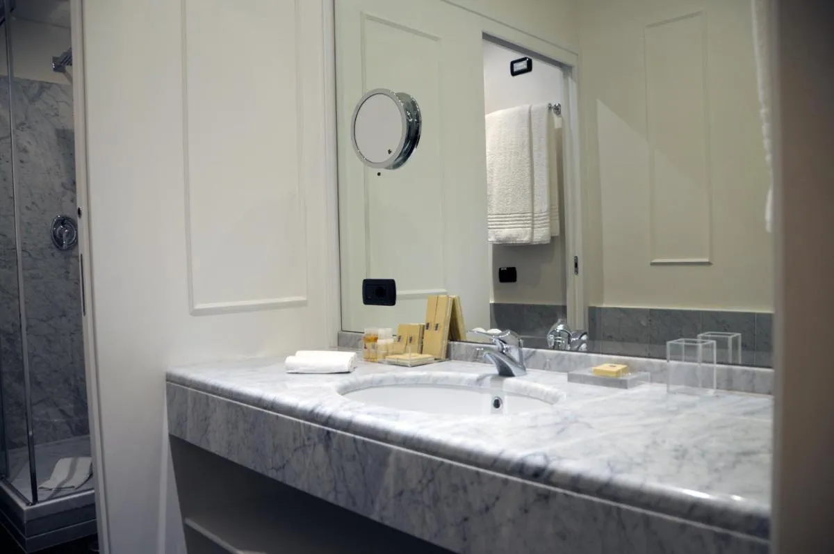 Image 6 of Suite Fontana di Trevi