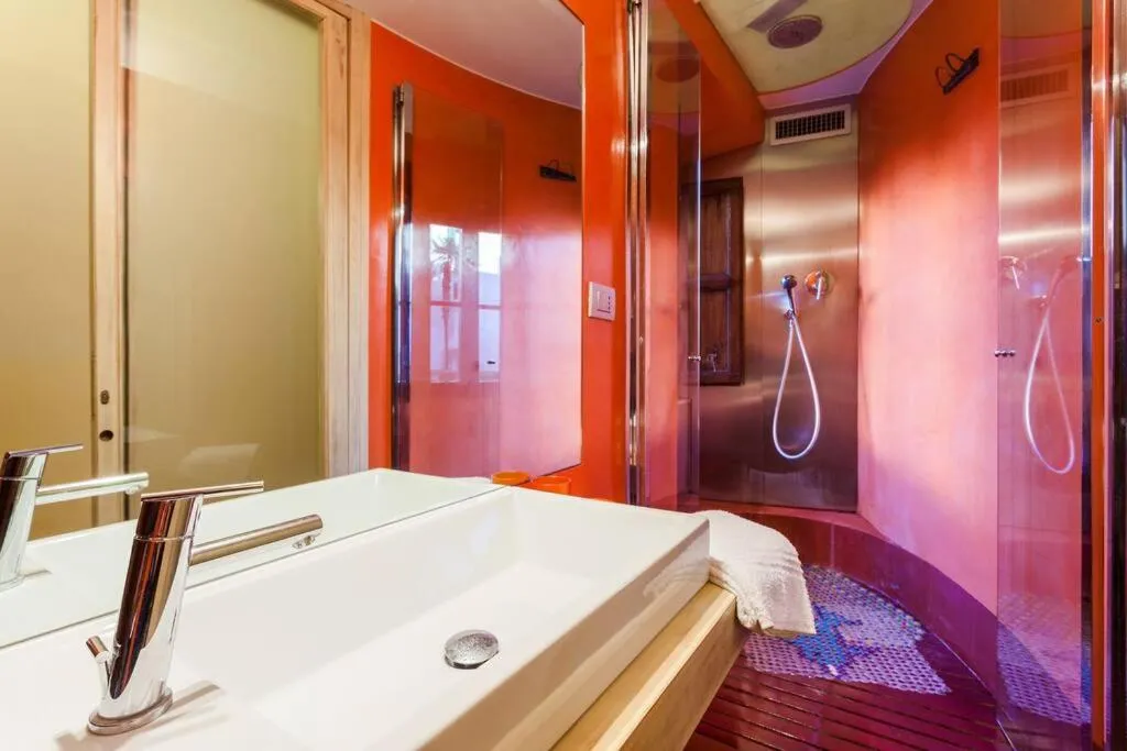 Image 4 of Suite San Calisto Trastevere – Rome Historical Center CIR 25486