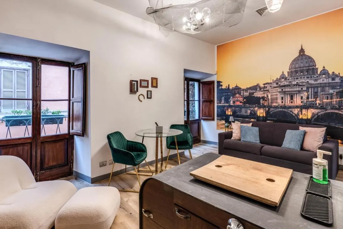 Image of Suite San Calisto Trastevere – Rome Historical Center CIR 25486