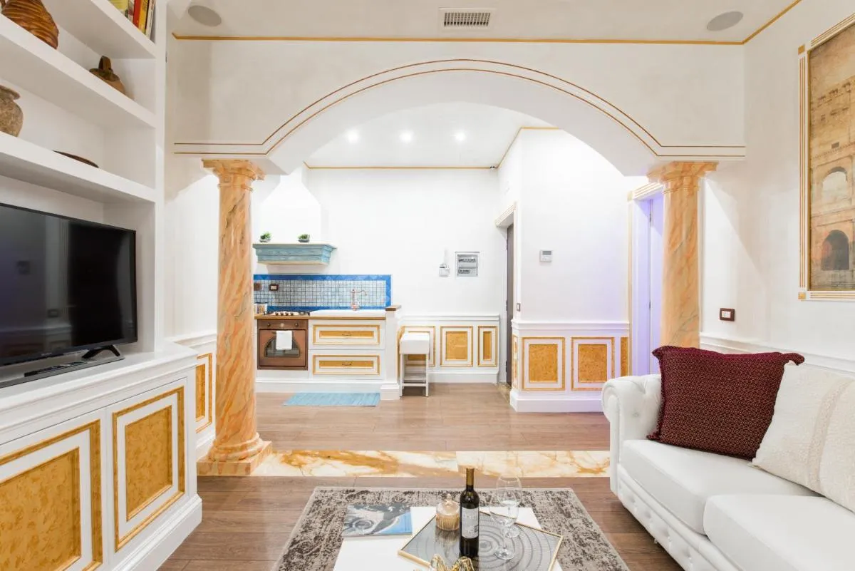 Image 4 of THE IMPERIAL SUITE e THE BRICKS