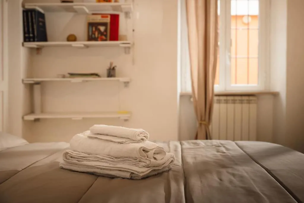 Image 5 of TWO-ROOM Apt. under the Aqueduct’s ARCH in Pigneto