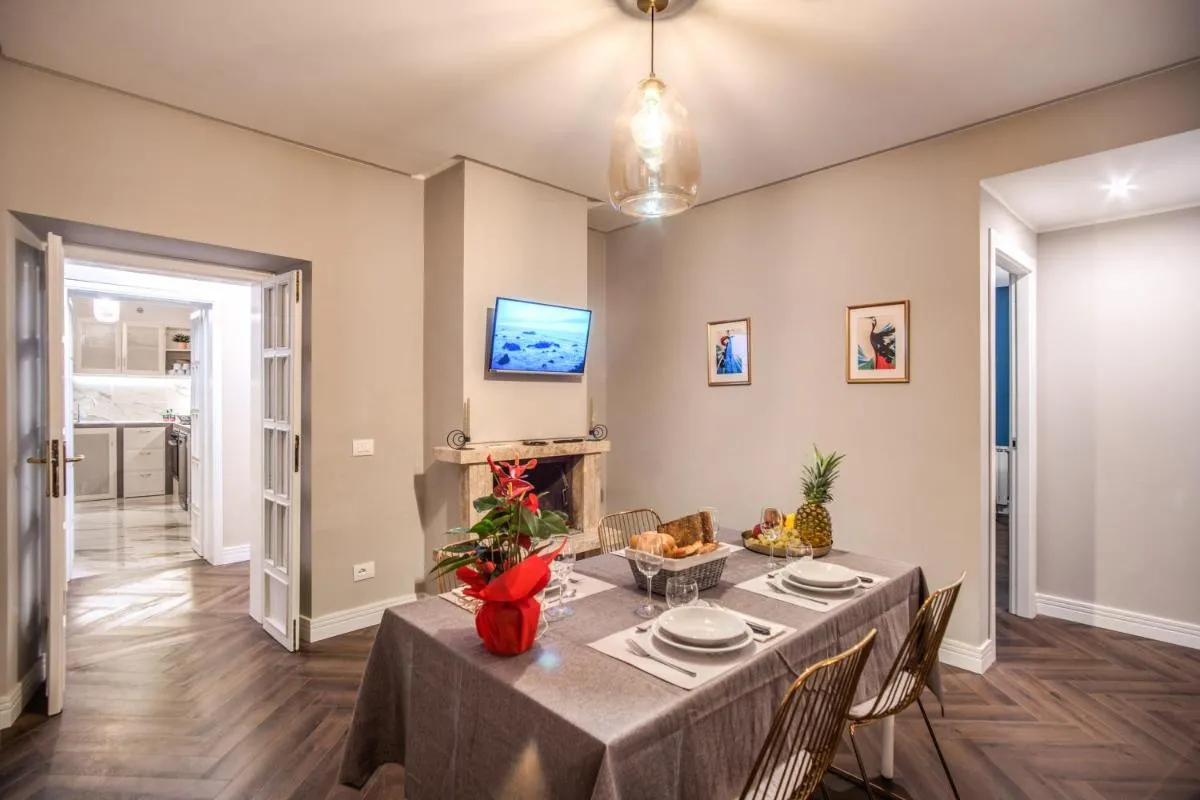 Image 3 of Take You Rome – Campo De Fiori – Luxury Apartment
