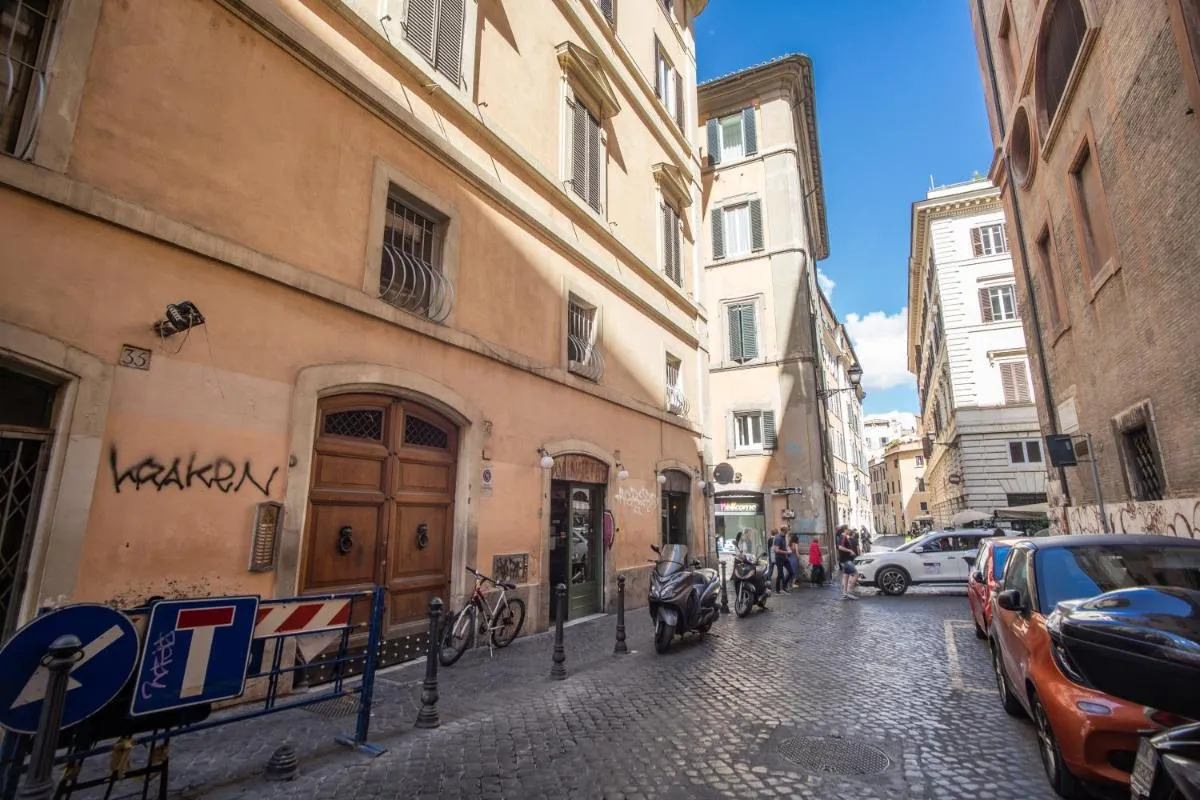 Image 5 of Take You Rome – Campo De Fiori – Luxury Apartment