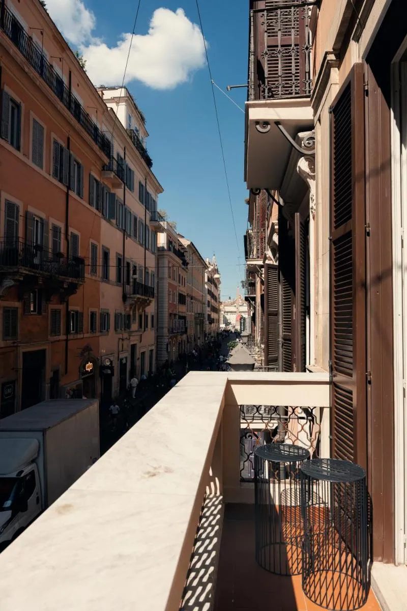 Image 5 of The Flow – Via Del Corso