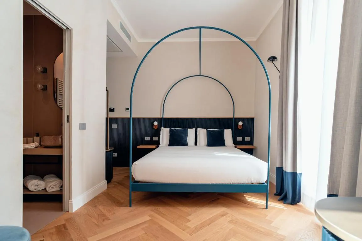 Image of The Flow – Via Del Corso