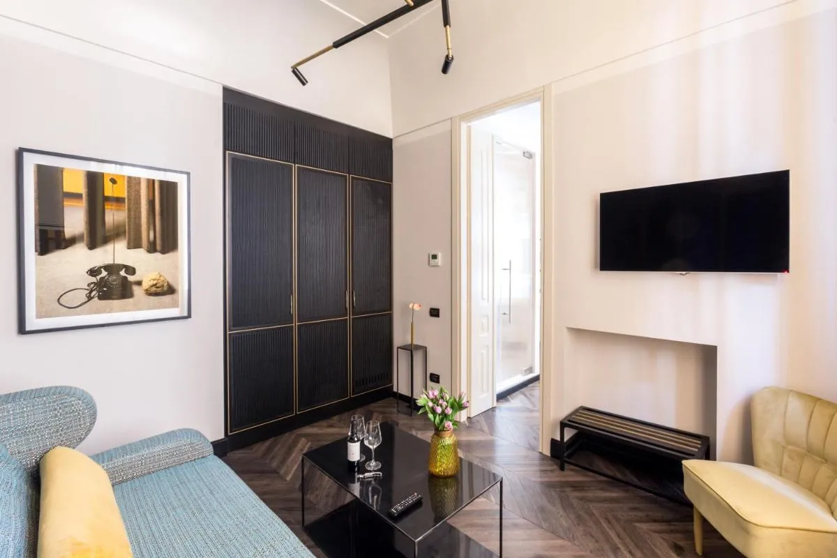 Image 3 of The H’All Tailor Suite Roma