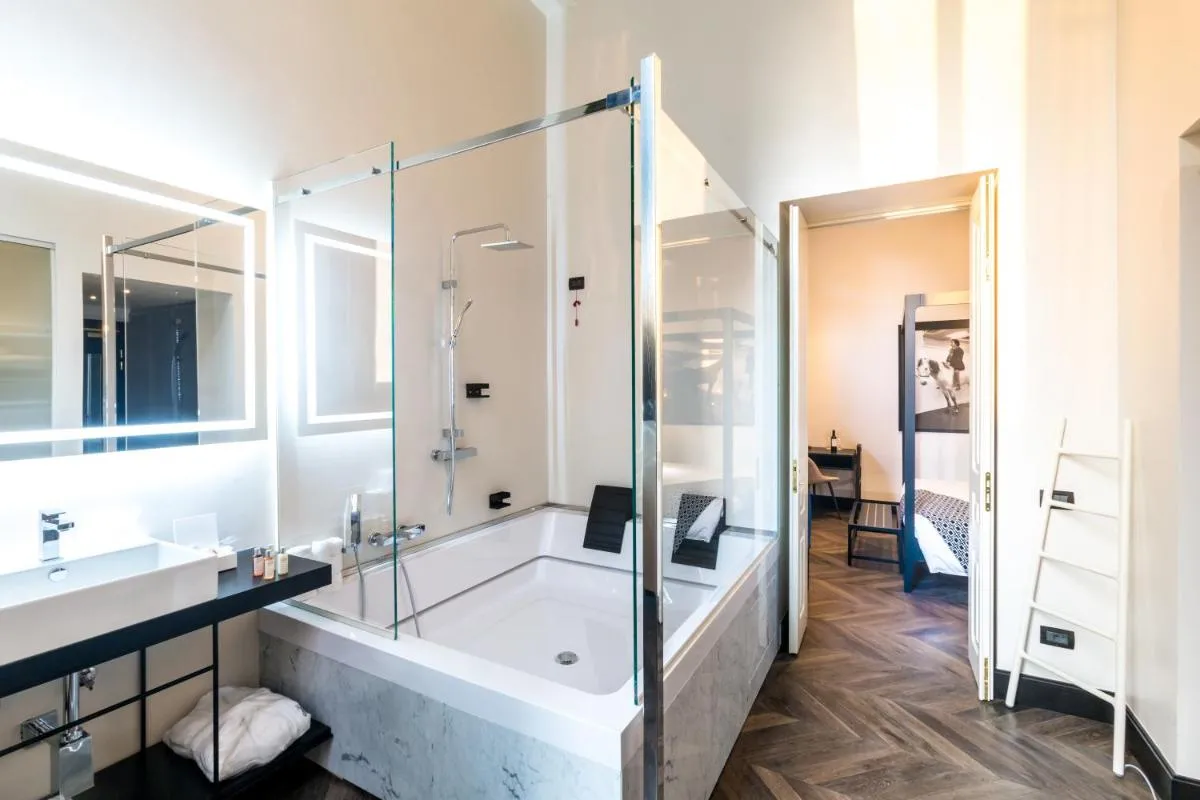 Image 6 of The H’All Tailor Suite Roma