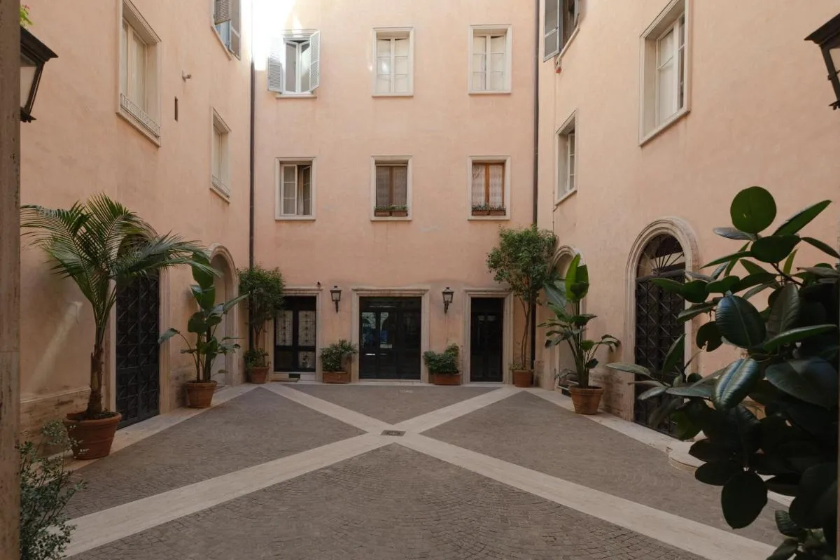 Image 5 of The Heart of Rome Luxury House