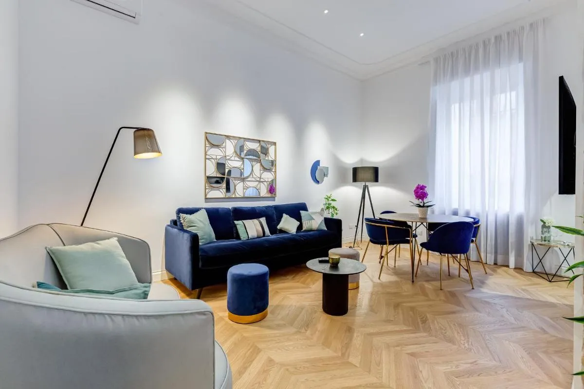 Image 4 of The Heart of Rome Luxury House