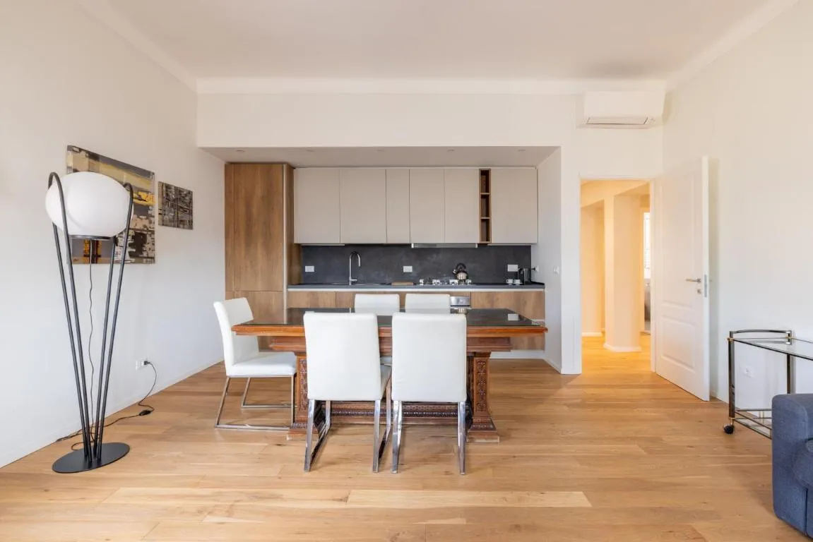 Image of Top Floor Apt with Rooftop Terrace near St. Peter