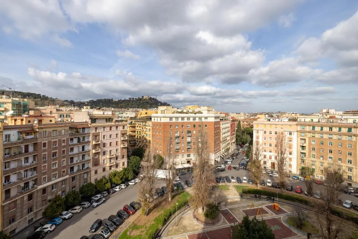 Image 5 of Top Floor Apt with Rooftop Terrace near St. Peter