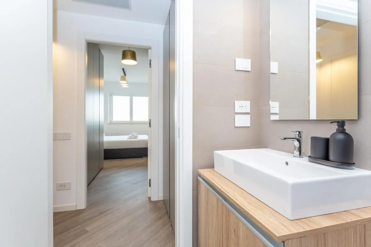 Image 2 of Trastevere Modern Terraced Apt