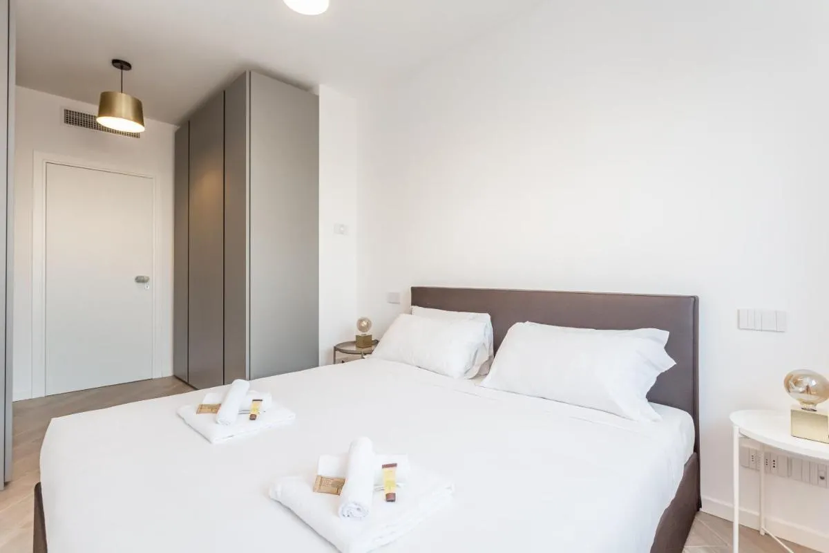 Image 6 of Trastevere Modern Terraced Apt