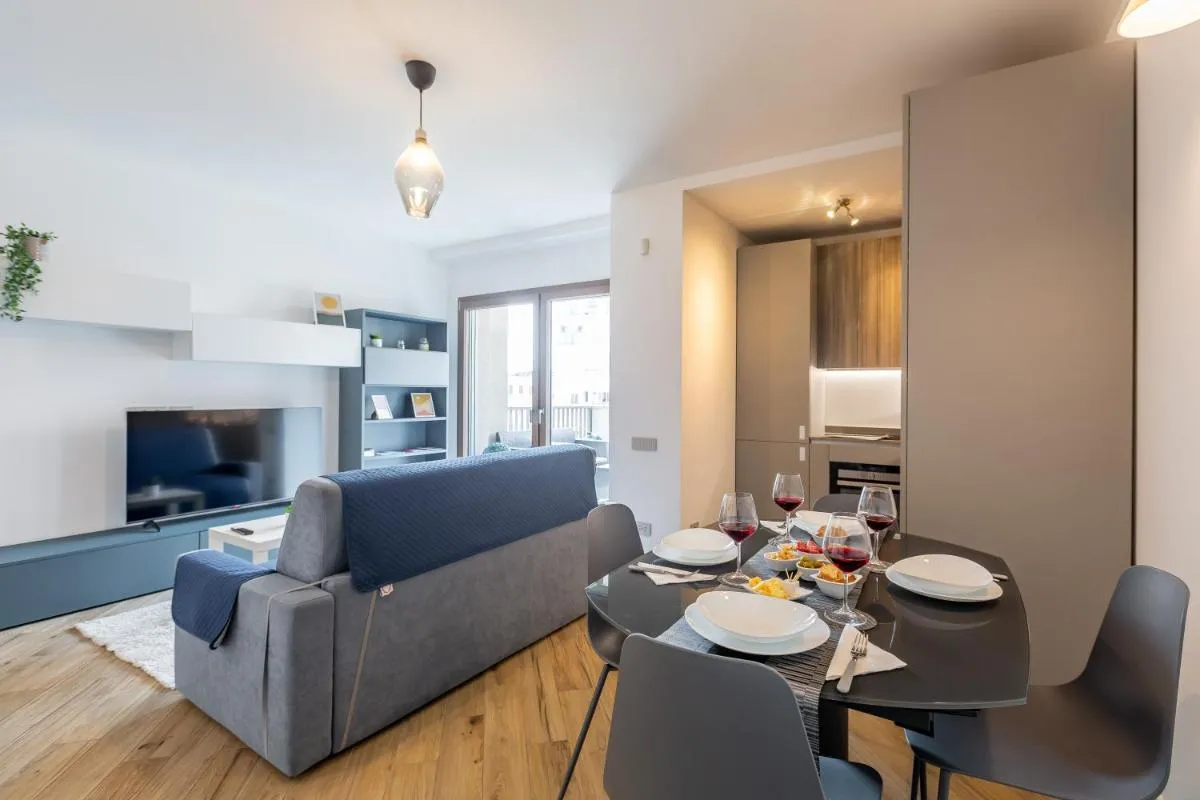 Image 3 of Trastevere Rooftop Suite – Your place in Rome