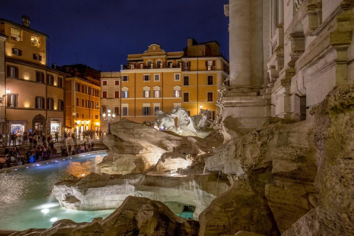 Image 3 of Trevi Ab Aeterno – Amazing View of the Trevi Fountain