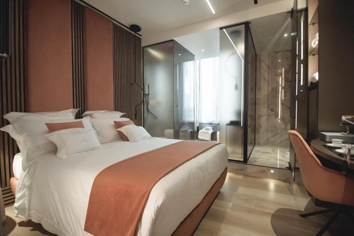Image 6 of Tritone Luxury Suites