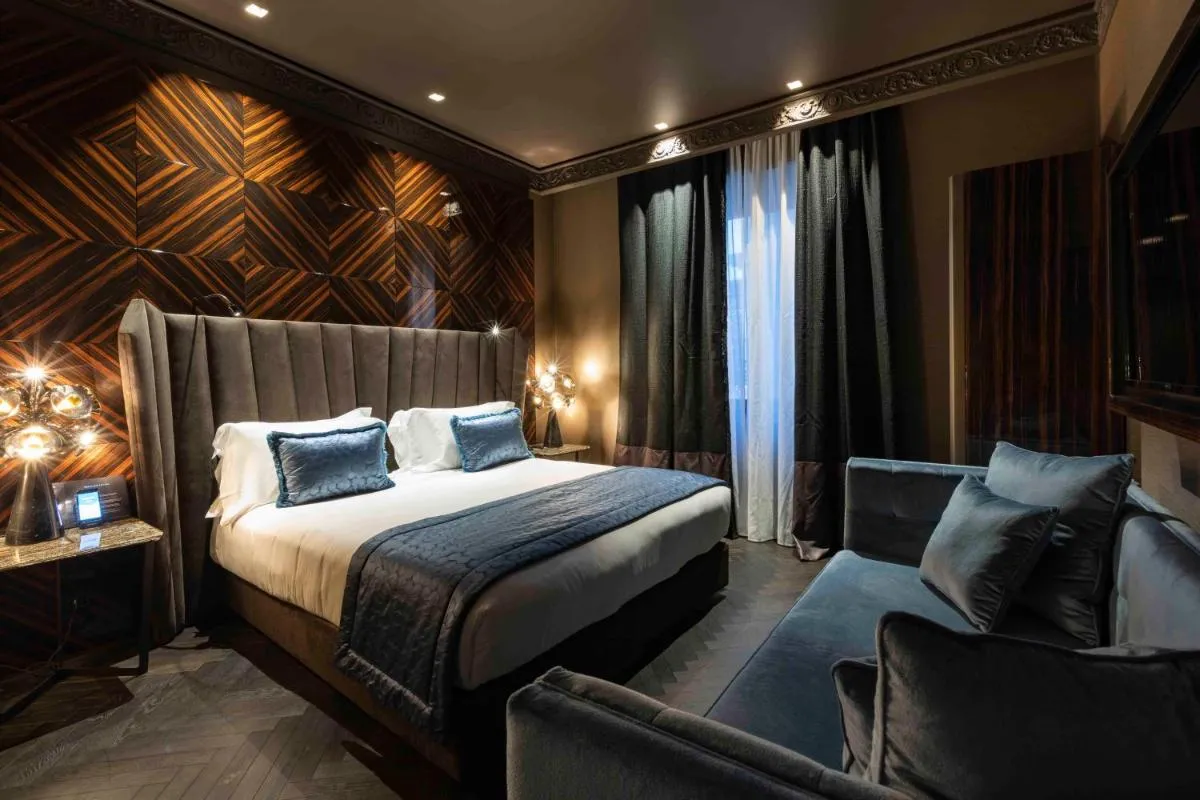 Image 6 of U-Visionary Roma Hotel
