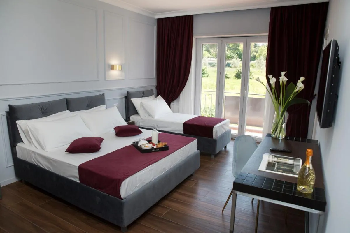 Image 4 of Unicum Roma Suites