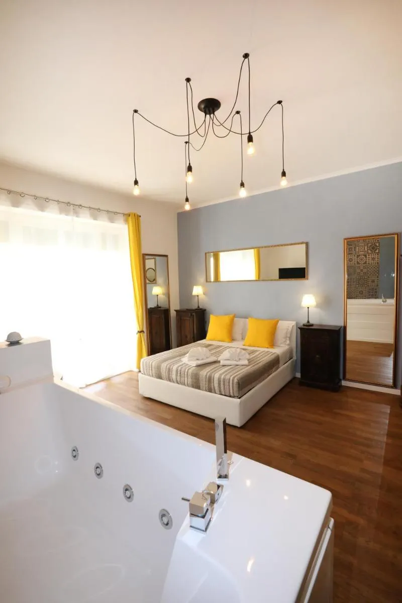 Image 3 of Unique luxury apartment and rooms