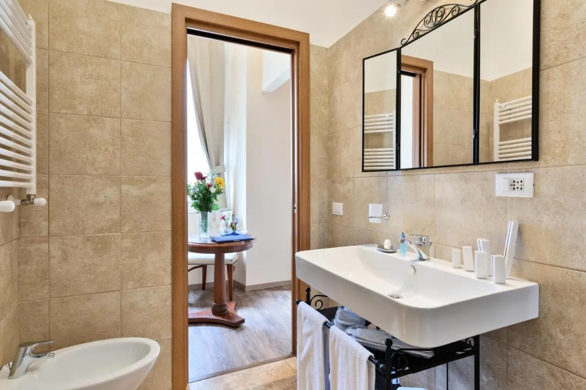 Image 6 of Vatican Domus Luxury Rooms