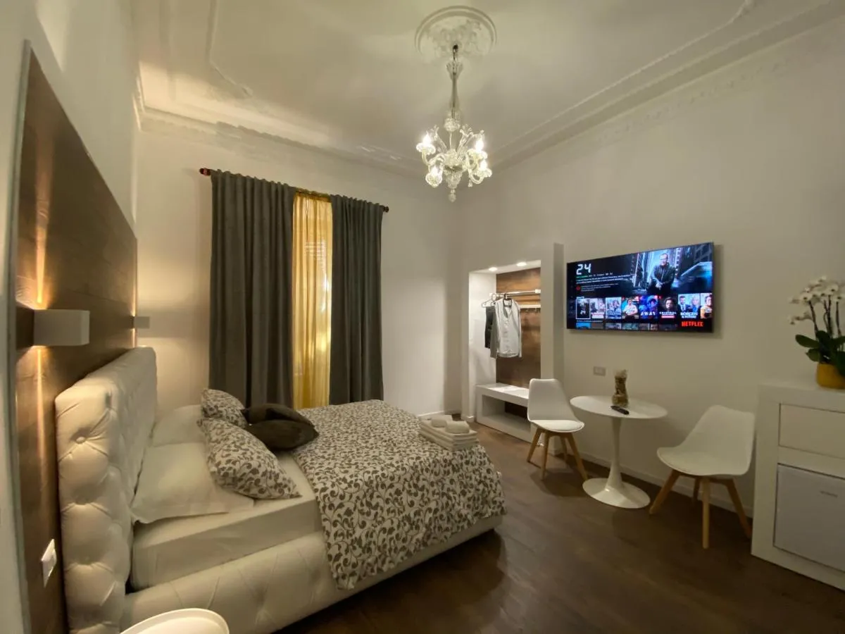 Image 2 of Vatican G&G Suites