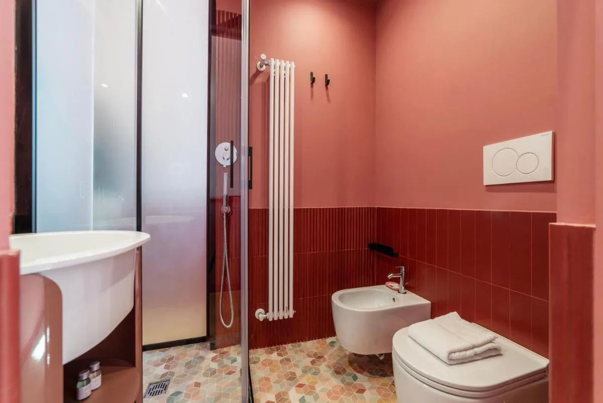Image 5 of Vatican Night Suites