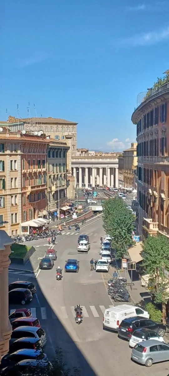 Image 4 of Vatican View Rooms