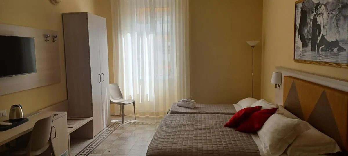 Image 3 of Vatican View Rooms
