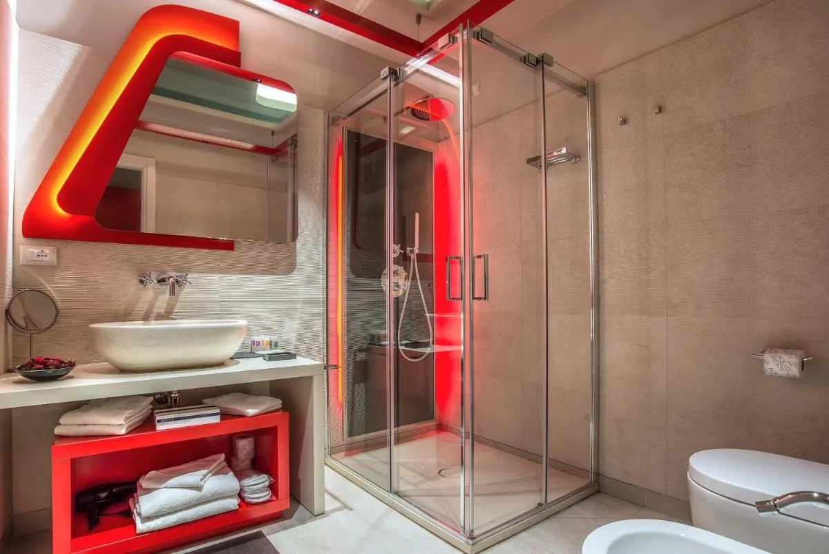 Image 2 of Via Veneto Prestige Rooms