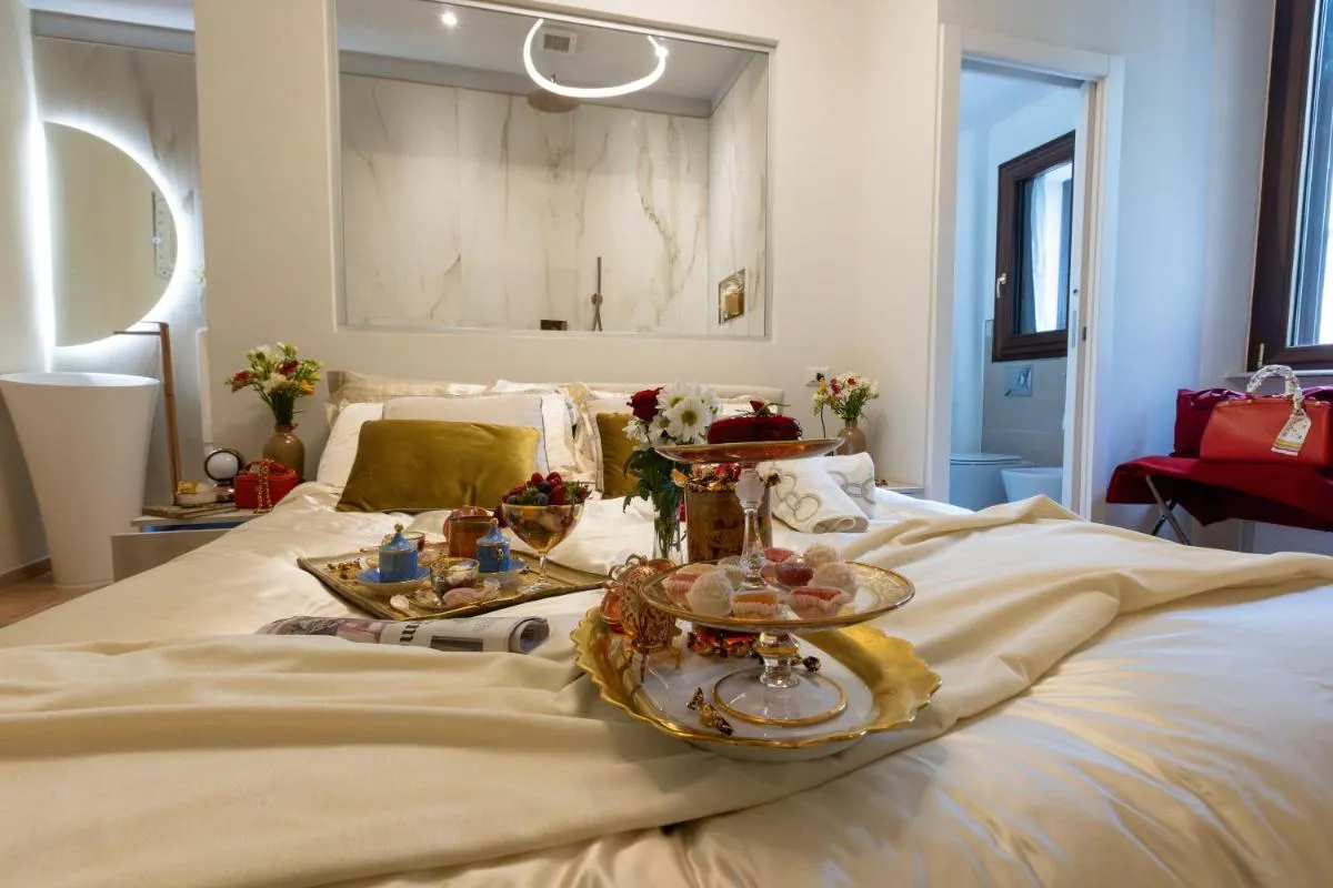Image 1 of Via Veneto Roma Luxury Rosam Suite
