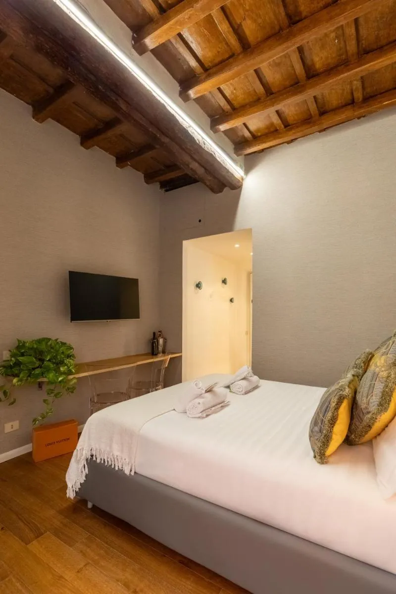 Image 4 of Via del Corso Roma Luxury Suite