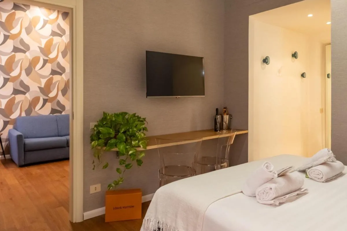 Image 5 of Via del Corso Roma Luxury Suite