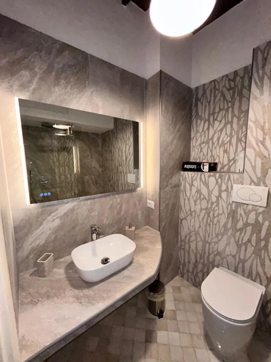 Image 1 of Via del Corso Roma Luxury Suite