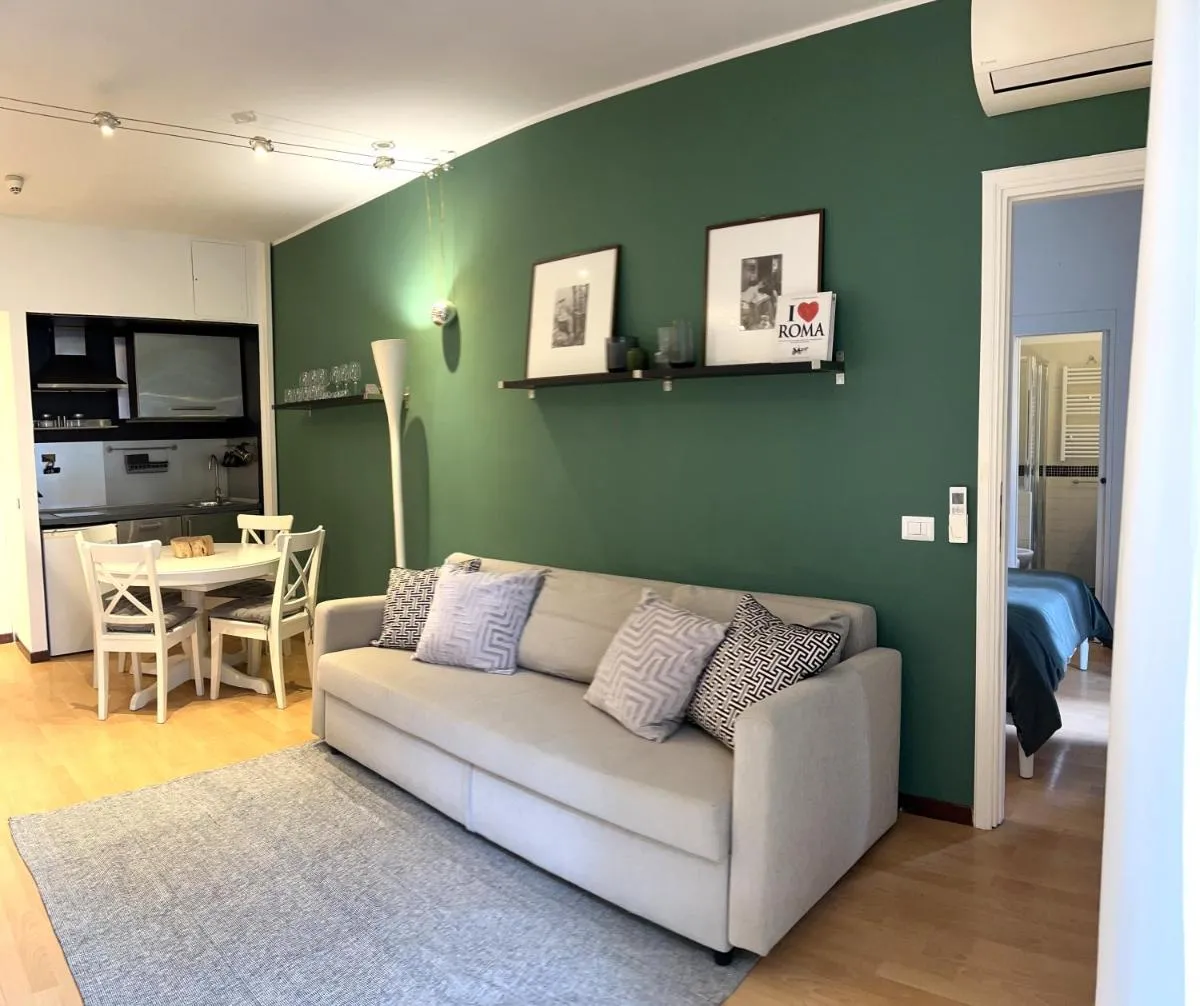 Image 2 of Villa Borghese Green Apartment
