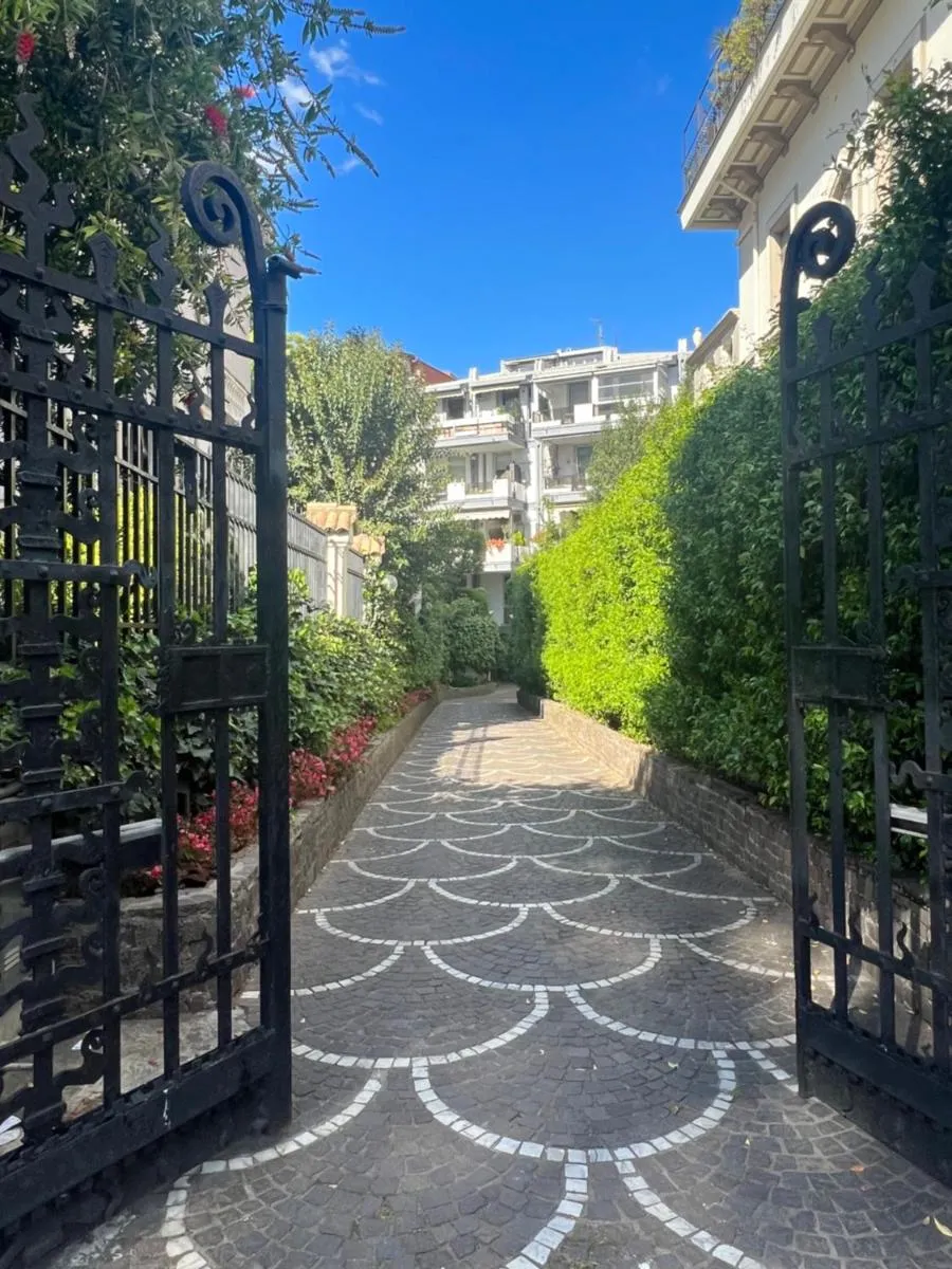 Image 1 of Villa Borghese Green Apartment