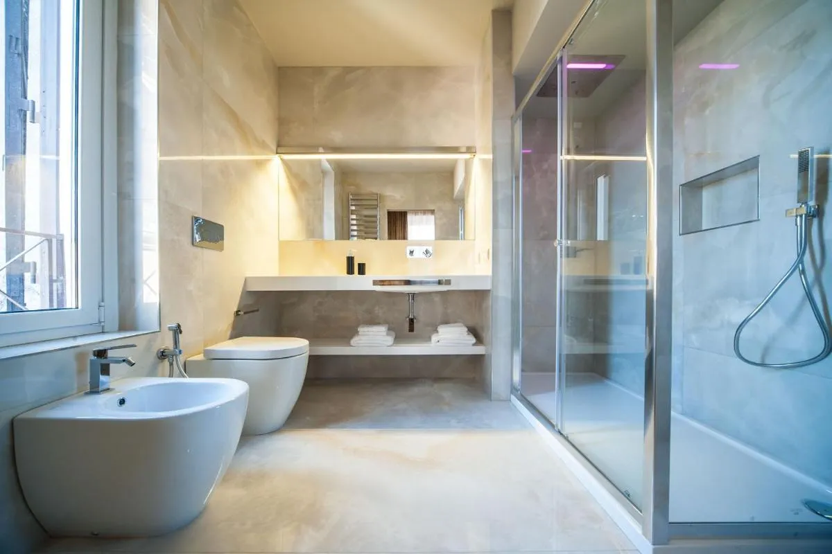 Image 2 of Vittoriano Luxury Suites