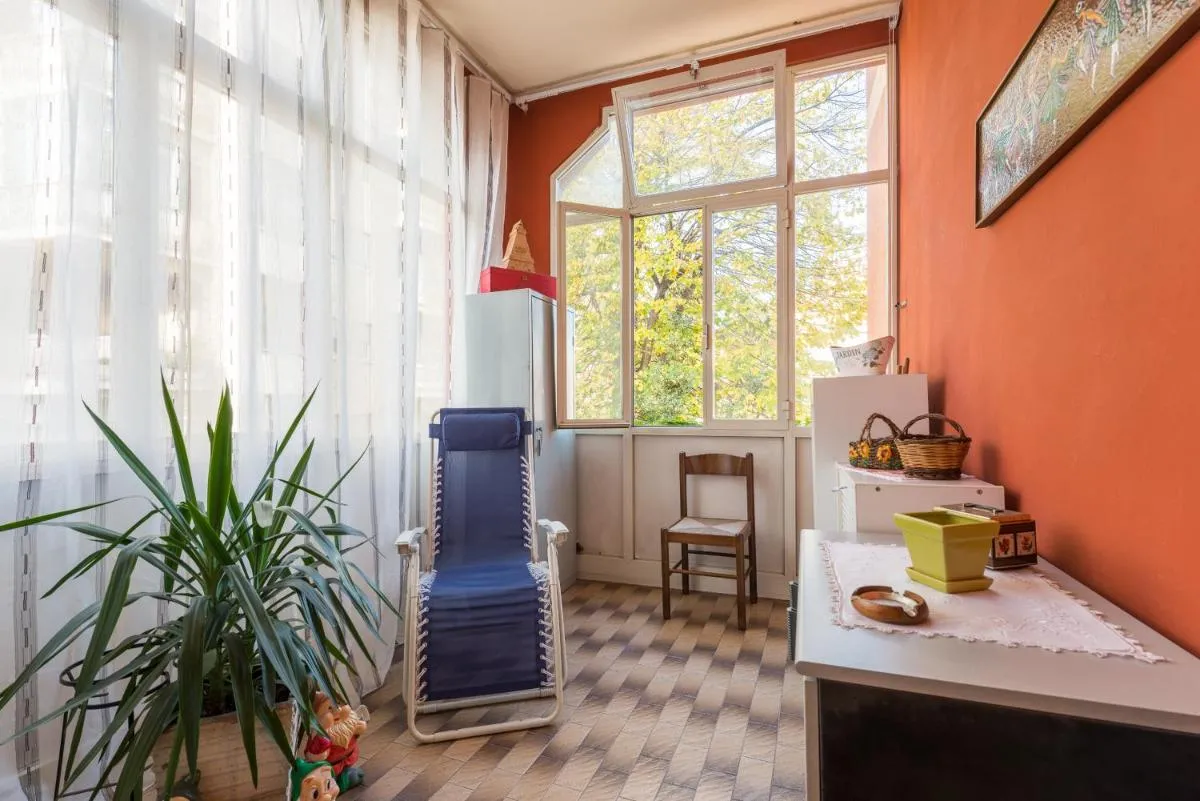Image 3 of family home