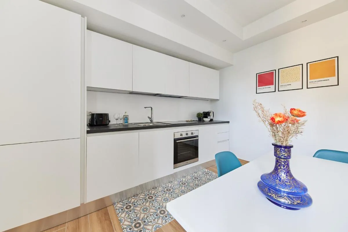 Image 6 of iFlat Lovely Modern Apartment