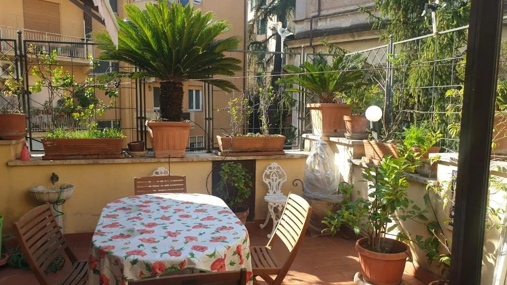 Image of 2MG: appartamento con terrazzo nel cuore di Roma!