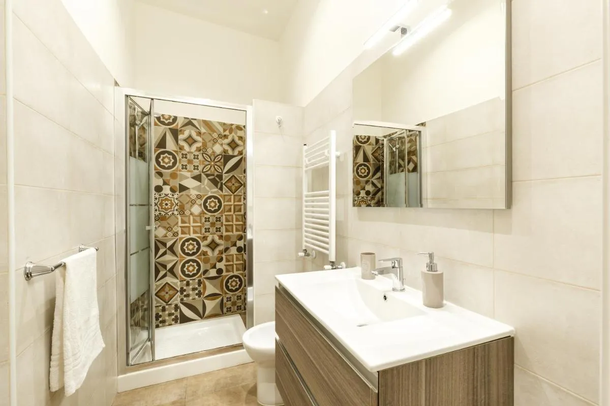 Image 1 of A Casa di Leonardo II