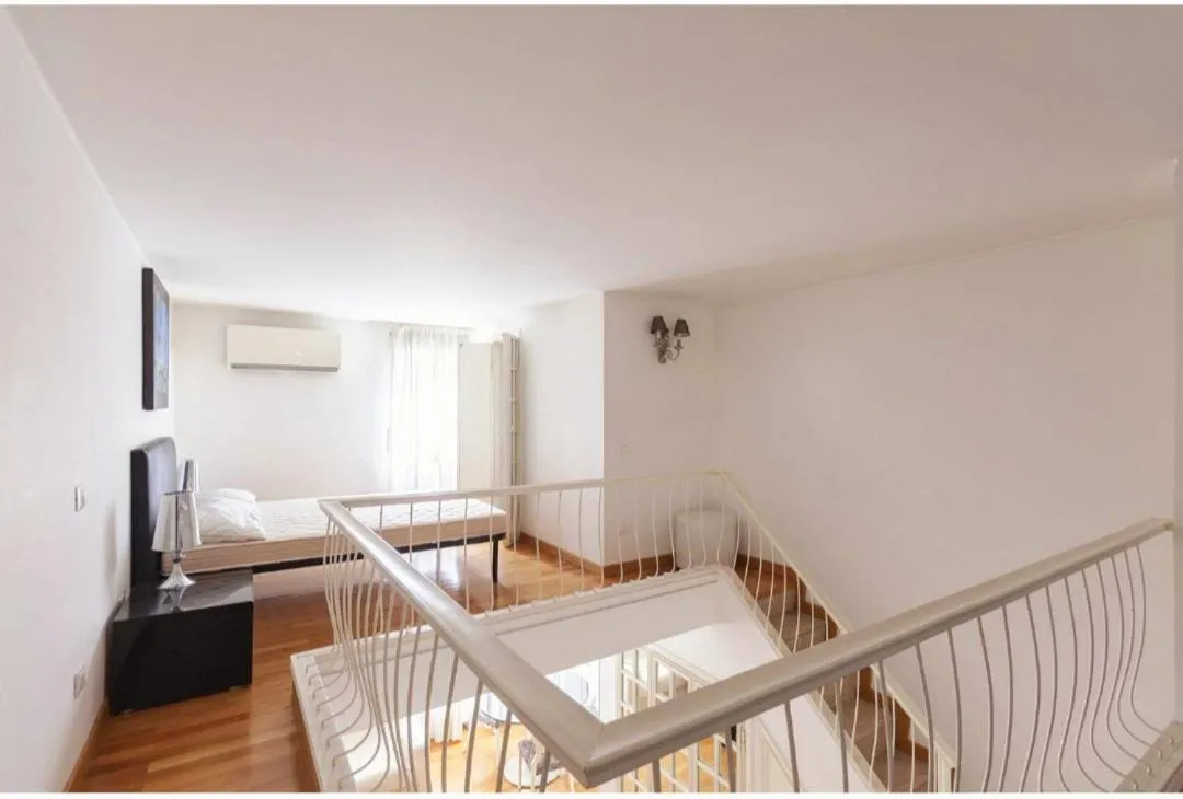 Image 2 of Apartment luxury Archimede 80
