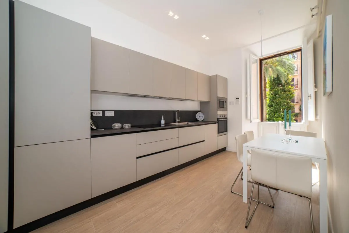 Image 3 of Appia96 Apartments