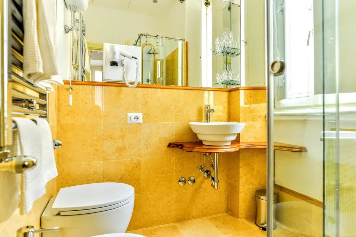 Image 1 of Arpinelli Relais