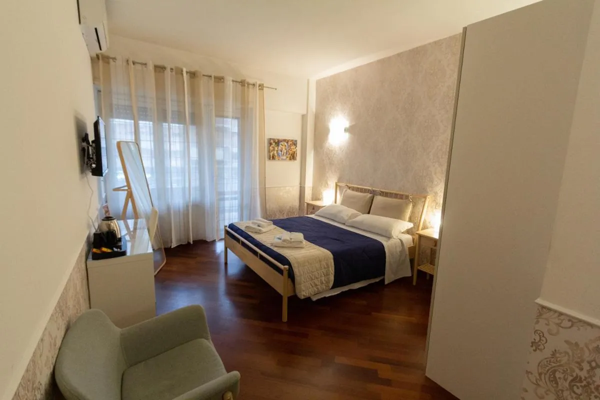 Image 1 of Aurelio Deluxe Rooms