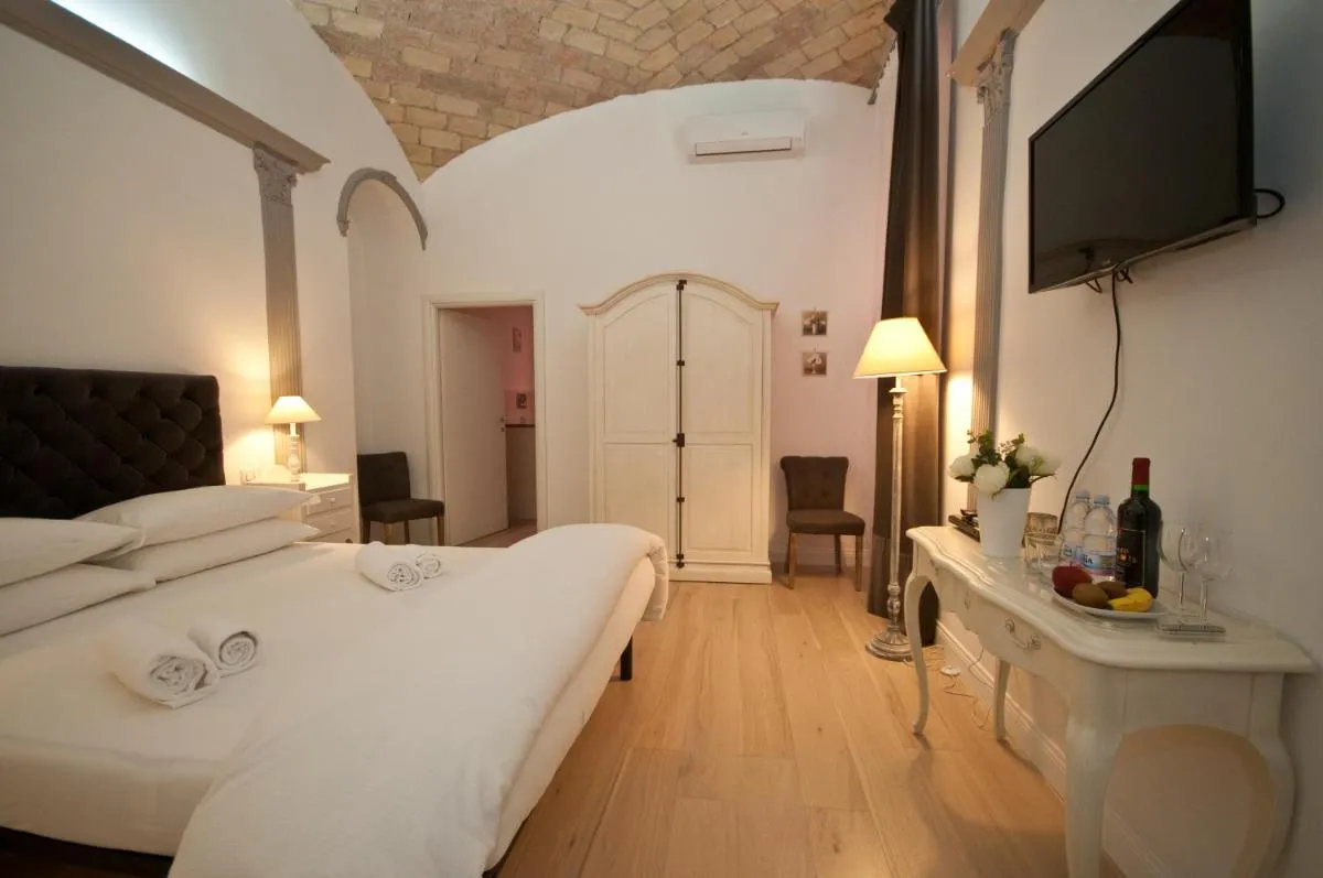 Image 1 of B&B La finestra sul Colosseo